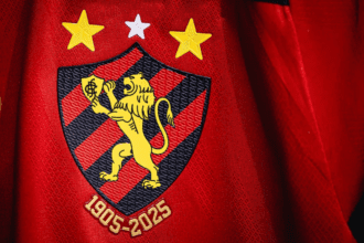 Sport entra no mercado livre: o clube terá 100% de energia renovável Escudo do Sport Club do Recife representando a adoção de energia renovável e entrada no mercado livre de energia